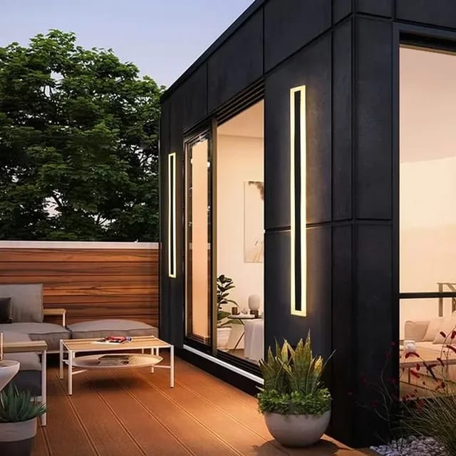 Modern Linear Shape IP65 Outdoor LED Wall Light